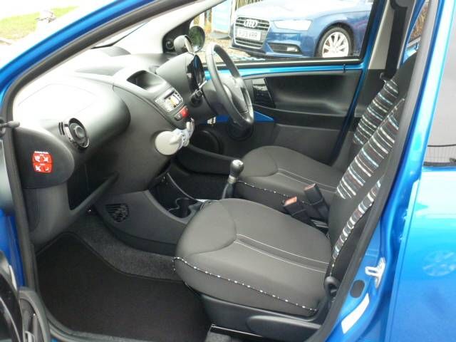 2013 CITROEN C1 1.0i VTR+ 5dr image 6