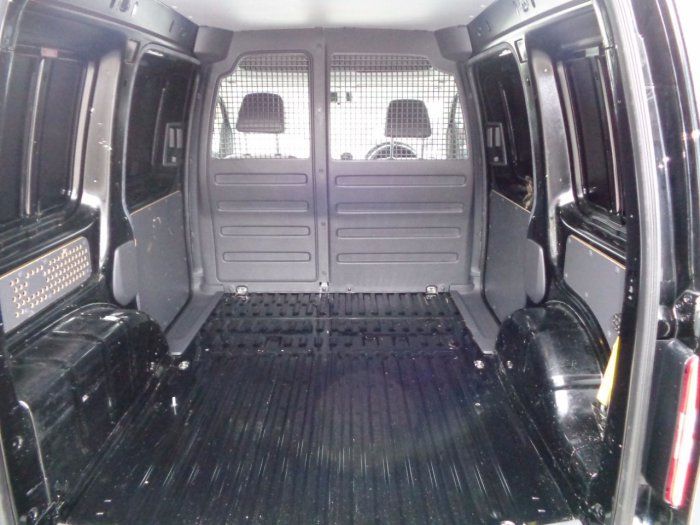 2012 Volkswagen Caddy 1.6 TDI image 6