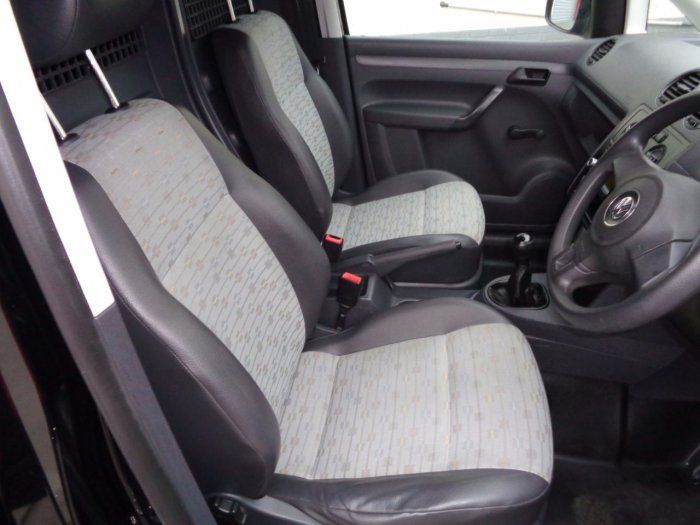 2011 Volkswagen Caddy 1.6 TDI image 8