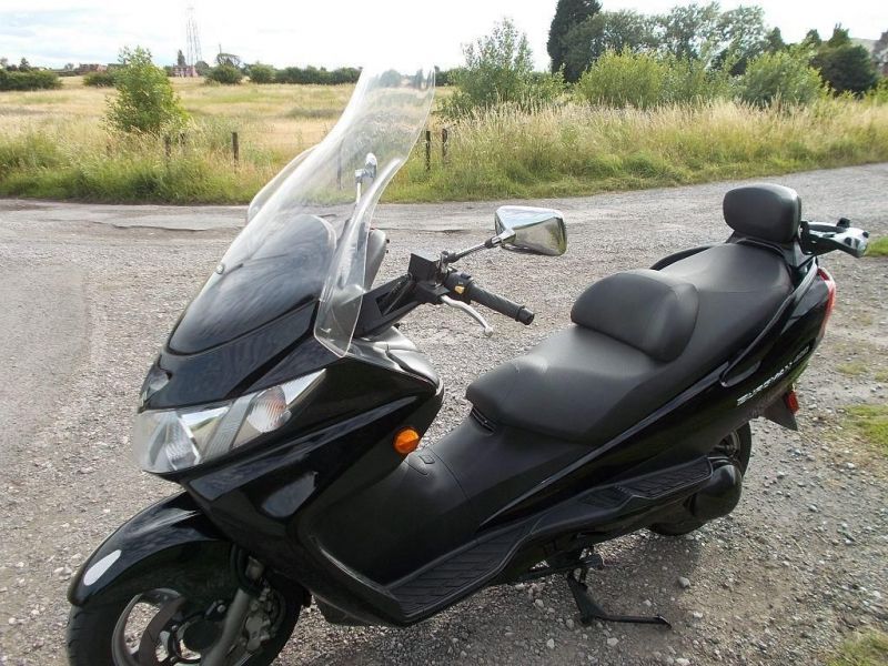 2008 SUZUKI BURGMAN 400 image 1