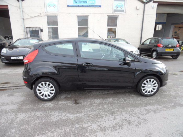 2012 Ford Fiesta 1.4 TDCi 3dr image 4