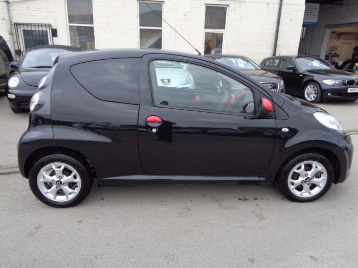 2013 Citroen C1 1.0i Connexion 3dr image 5