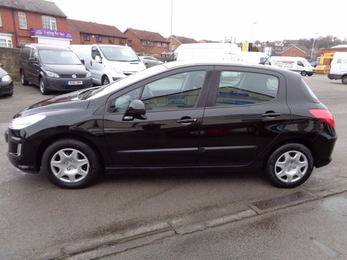 2009 Peugeot 308 1.4 VTi S 5dr image 3