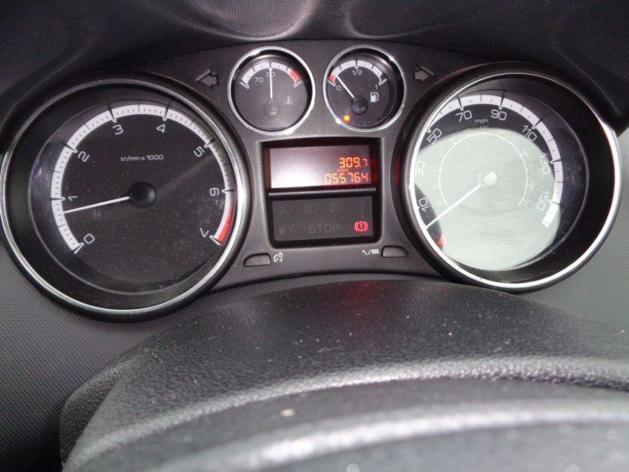 2009 Peugeot 308 1.4 VTi S 5dr image 9