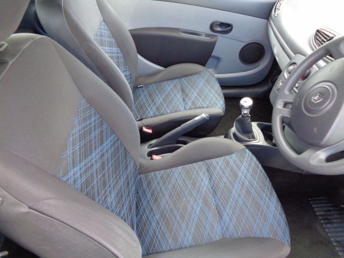 2006 Renault Clio 1.2 16V Extreme 3dr image 6