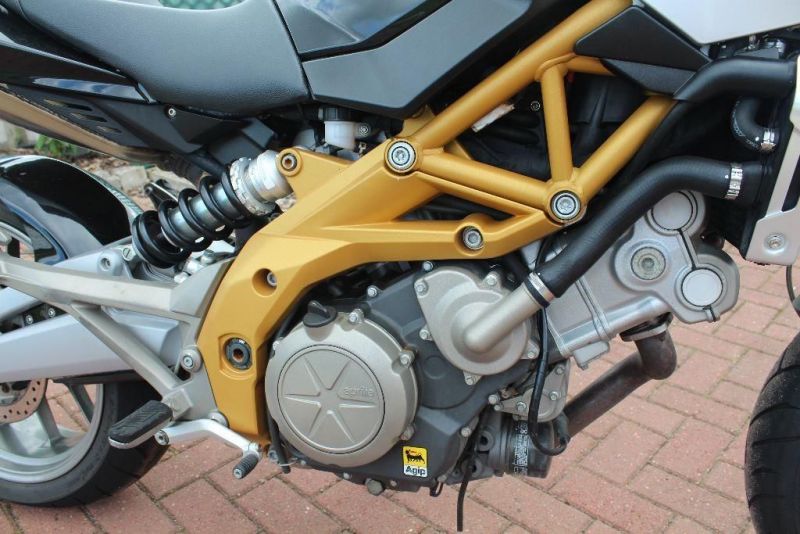2008 Aprilia Shiver sl750 image 6