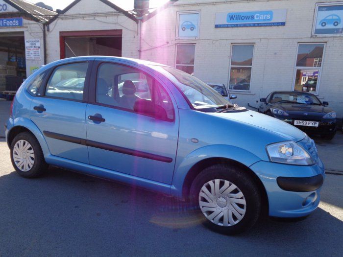 2003 Citroen C3 1.4i LX 5dr image 1