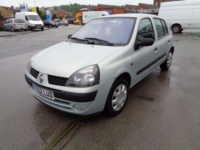 2002 Renault Clio 1.1 16V image 4