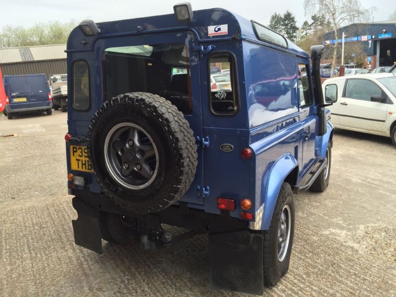1996 Land Rover Defender 90 County HT TDI image 3