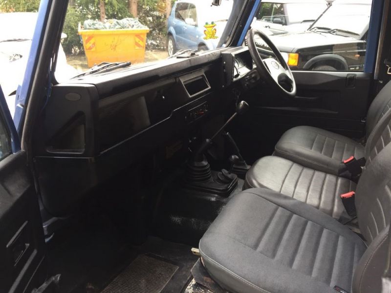 1996 Land Rover Defender 90 County HT TDI image 6