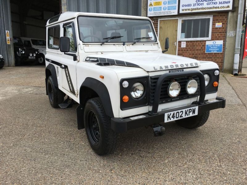 1993 Land Rover Defender 90 image 1