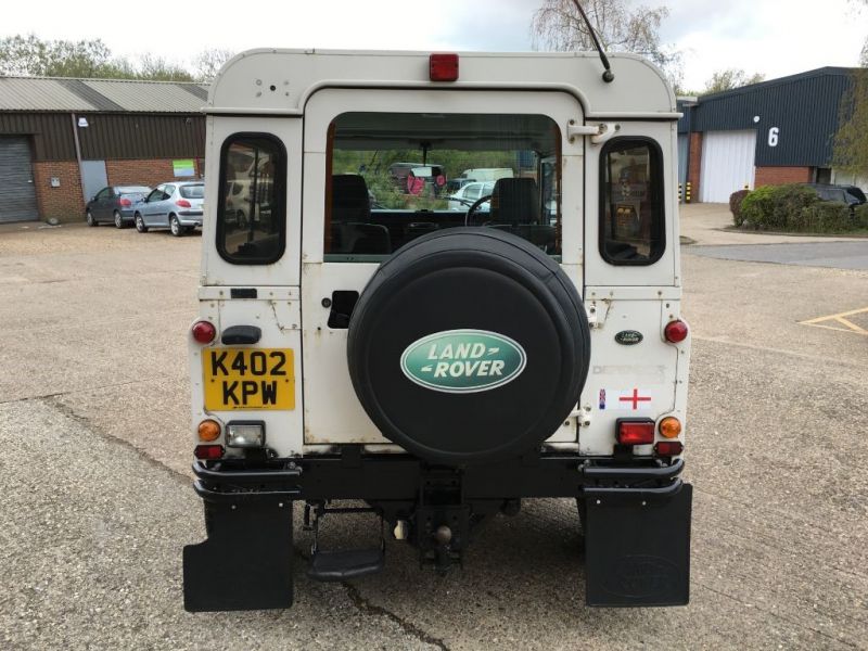 1993 Land Rover Defender 90 image 3