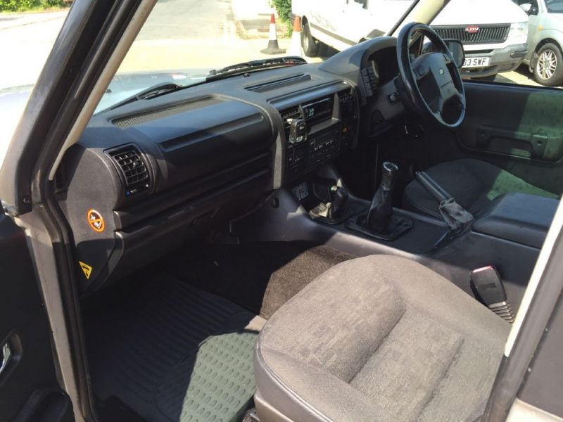 2003 Land Rover Discovery TD5 image 6