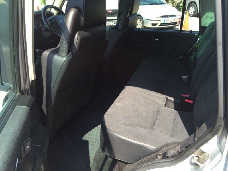 2003 Land Rover Discovery TD5 image 7