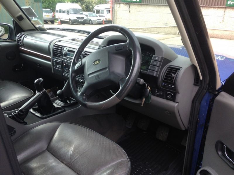 2002 Land Rover Discovery TD5 ES image 5