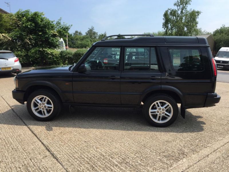 2002 Land Rover Discovery TD5 GS image 3