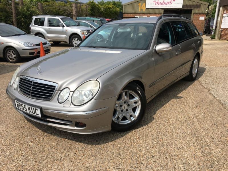 2005 Mercedes E220 CDI Avantgarde image 2