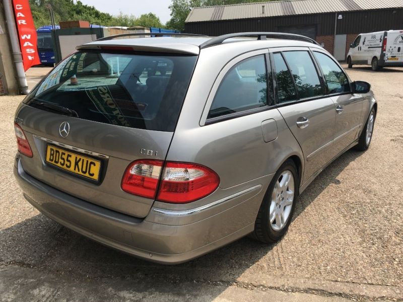 2005 Mercedes E220 CDI Avantgarde image 4