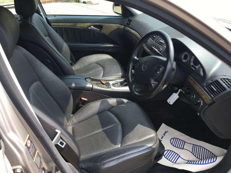 2005 Mercedes E220 CDI Avantgarde image 5