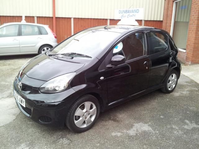 2010 Toyota Aygo 1.0 VVT-I 5d image 1