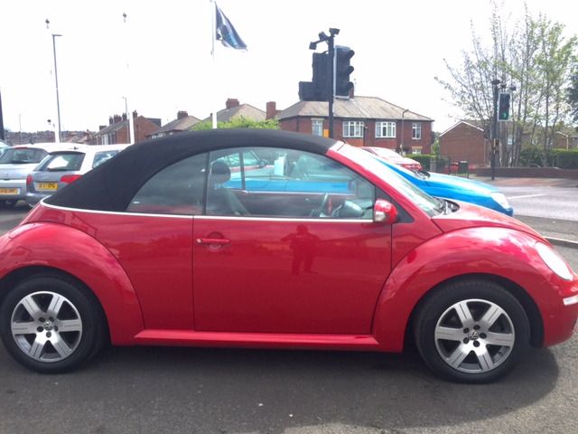 2010 Volkswagen Beetle 1.6 2d image 2