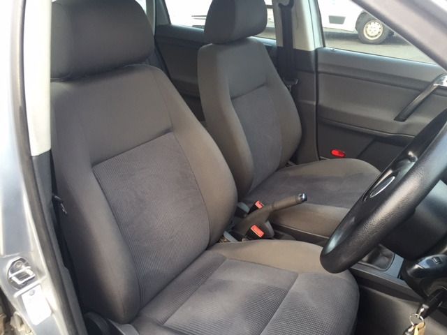 2005 Volkswagen Polo 1.4 SE 5d image 3