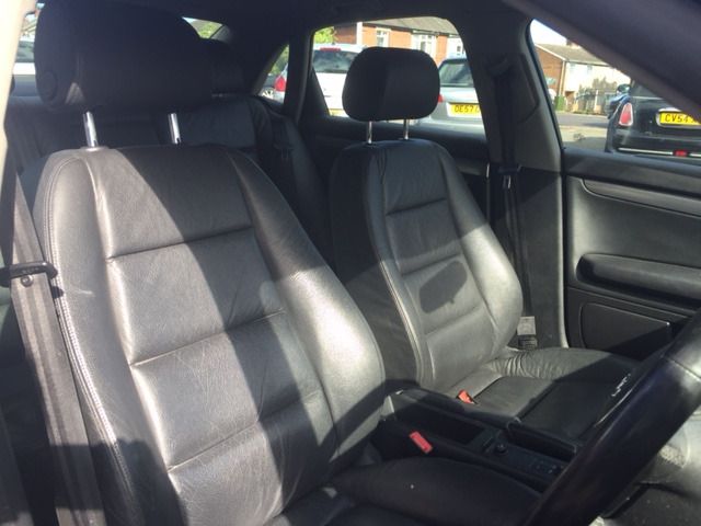 2004 AUDI A4 1.9 TDI SE 4d image 6