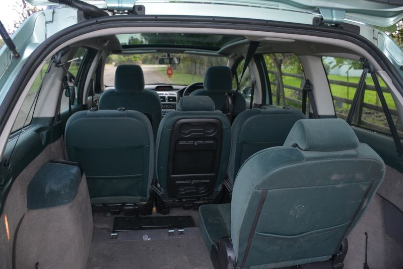 2002 Peugeot 307 2.0 HDI 90 SW image 5