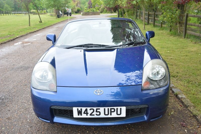 2000 Toyota MR2 Roadster 1.8 VVTI image 4