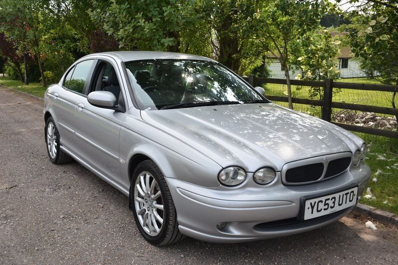 2004 Jaguar X-Type 2.0D Sport image 1