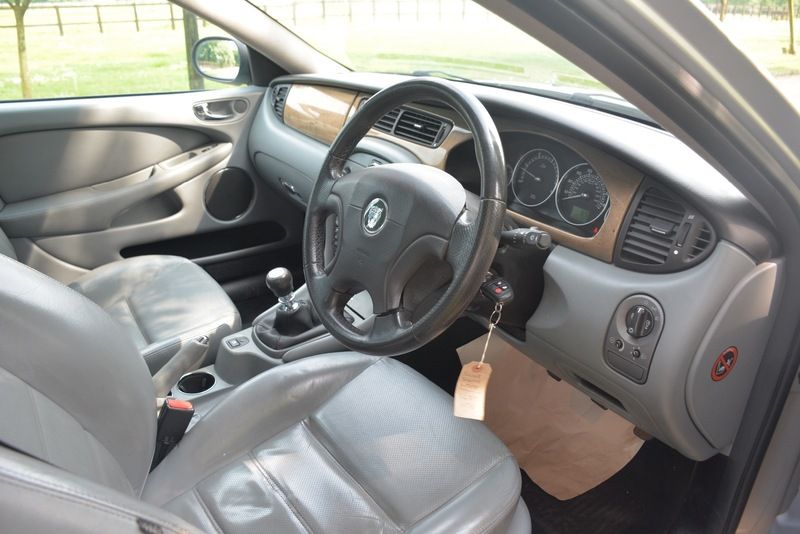 2004 Jaguar X-Type 2.0D Sport image 9