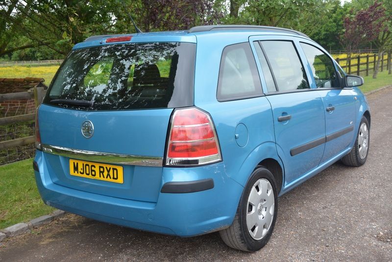 2006 Vauxhall Zafira 2.2I 16V image 4