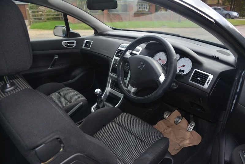 2006 Peugeot 307 2.0 16V S image 8