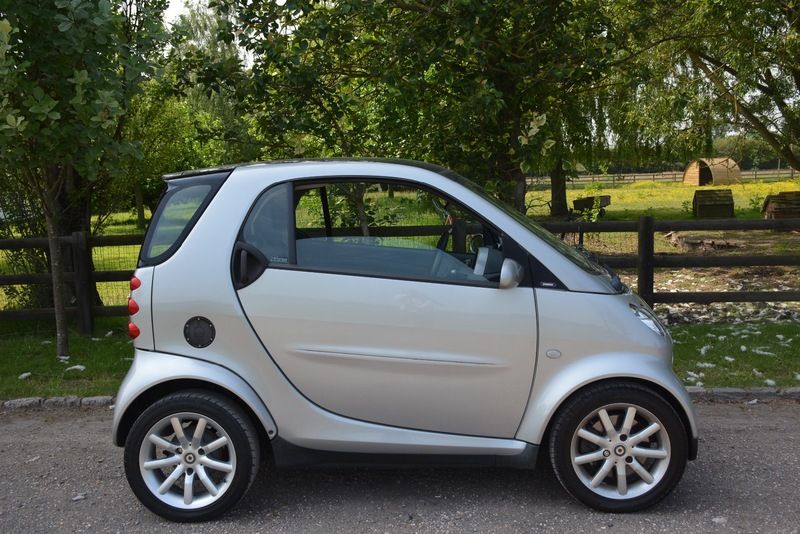 2006 Smart ForTwo Cabrio Passion image 2