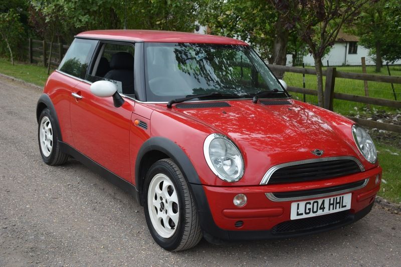 2004 MINI One 1.6I 16V image 1