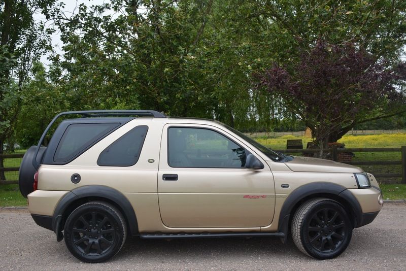 2004 Land Rover Freelander 2.0 TD4 Sport image 2