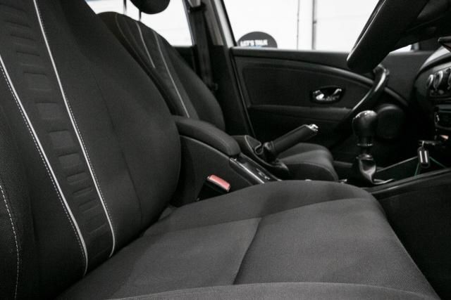 2013 Renault Megane 1.5 DCI S/S 5d image 6