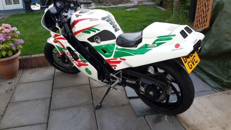 1987 Honda VFR 400 NC24 image 3