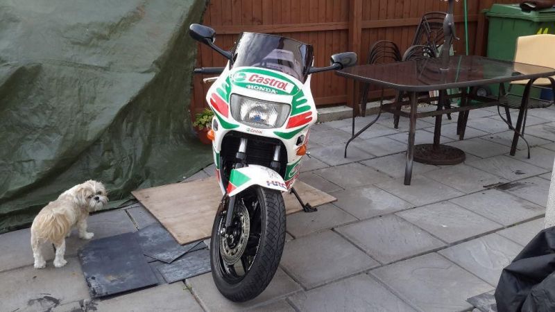 1987 Honda VFR 400 NC24 image 5