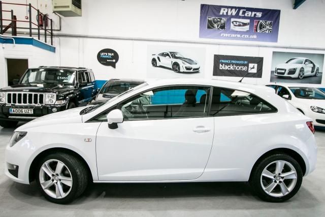 2013 Seat Ibiza 1.6 CR TDI FR 3d image 4