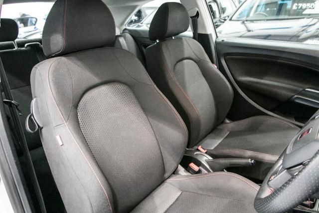 2013 Seat Ibiza 1.6 CR TDI FR 3d image 7