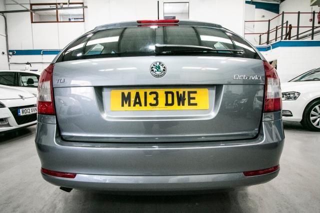 2013 Skoda Octavia 1.6 SE TDI CR 5d image 4