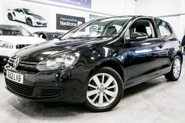 2012 Volkswagen Golf 1.6 TDI 3d image 1