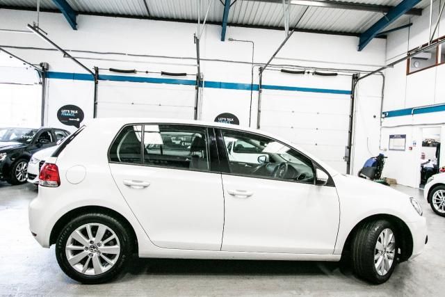 2012 Volkswagen Golf 2.0 TDI 5dr image 2