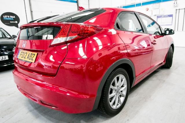 2012 Honda Civic 2.2 I-DTEC ES 5d image 6