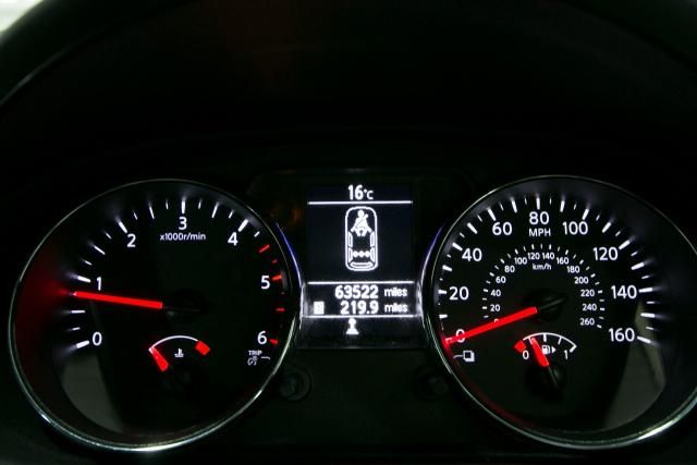 2013 Nissan Qashqai 1.5 DCI 5d image 8