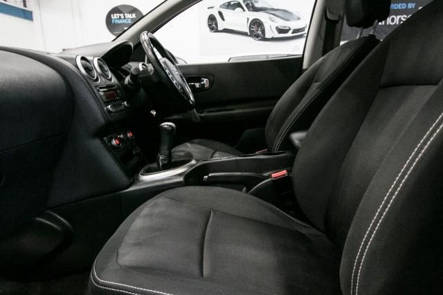 2013 Nissan Qashqai+2 1.6 5d image 6