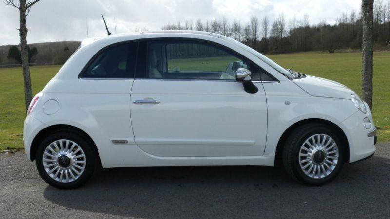 2012 Fiat 500 1.2 Lounge 3dr image 2