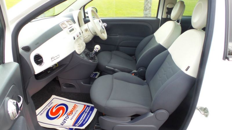 2012 Fiat 500 1.2 Lounge 3dr image 9