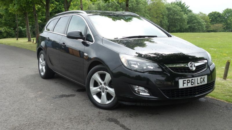 2011 Vauxhall Astra CDTi 16v SRi 5dr image 1